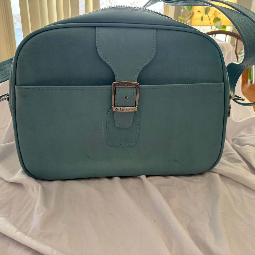 Vintage 1960s Samsonite Blue Vinyl Carry-On Shoulder Bag